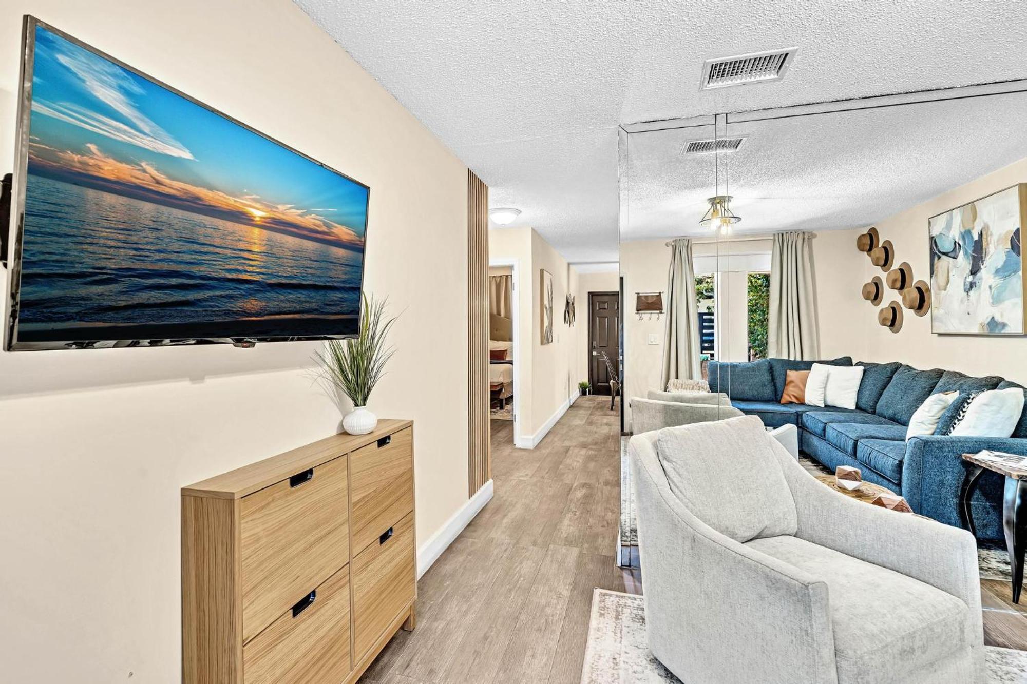 Estelo'S Place - Modern Townhouse With King Bed, Only 5 Min From The Airport! Miami Eksteriør bilde