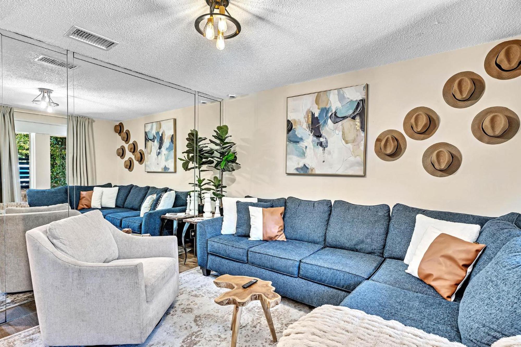 Estelo'S Place - Modern Townhouse With King Bed, Only 5 Min From The Airport! Miami Eksteriør bilde