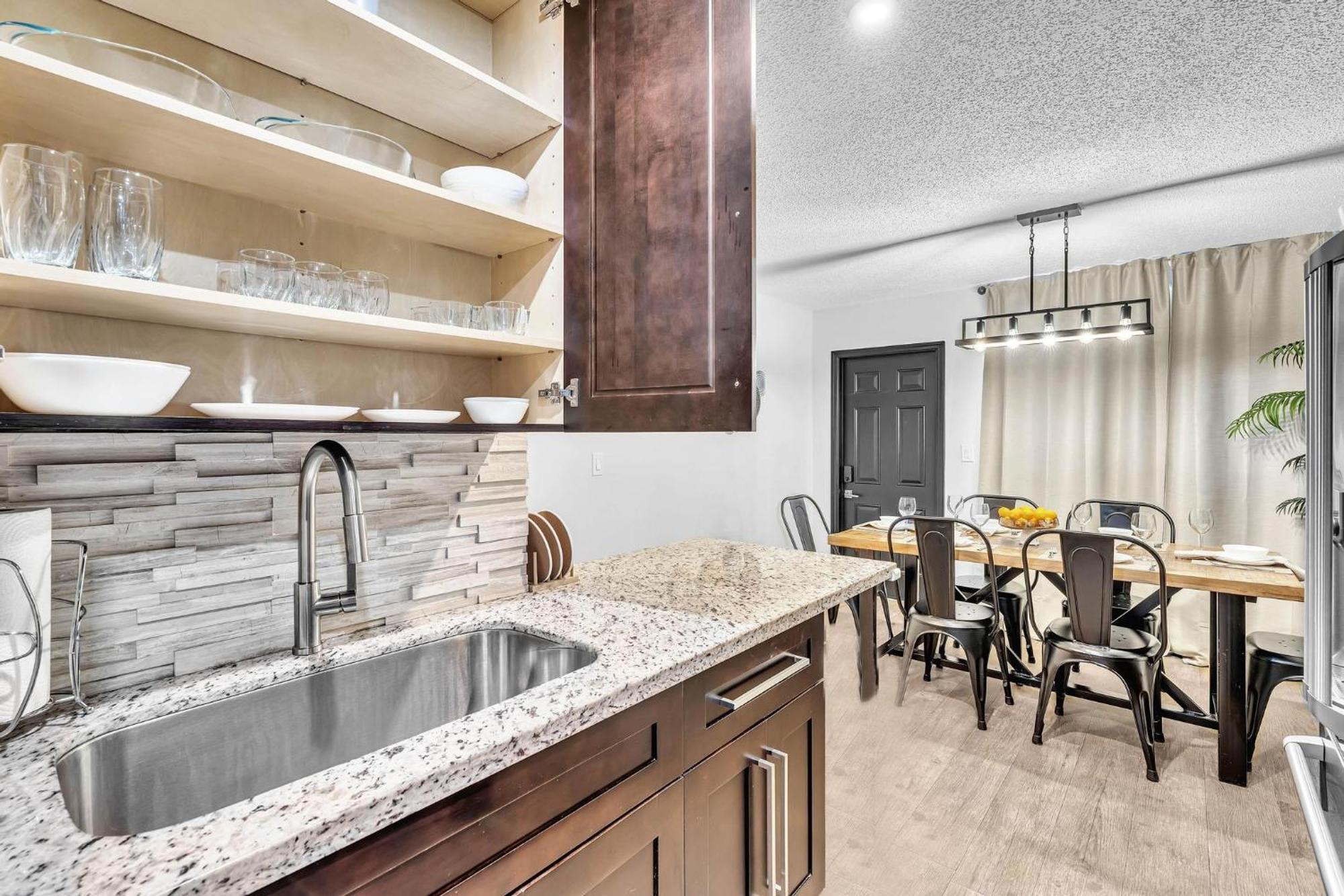 Estelo'S Place - Modern Townhouse With King Bed, Only 5 Min From The Airport! Miami Eksteriør bilde